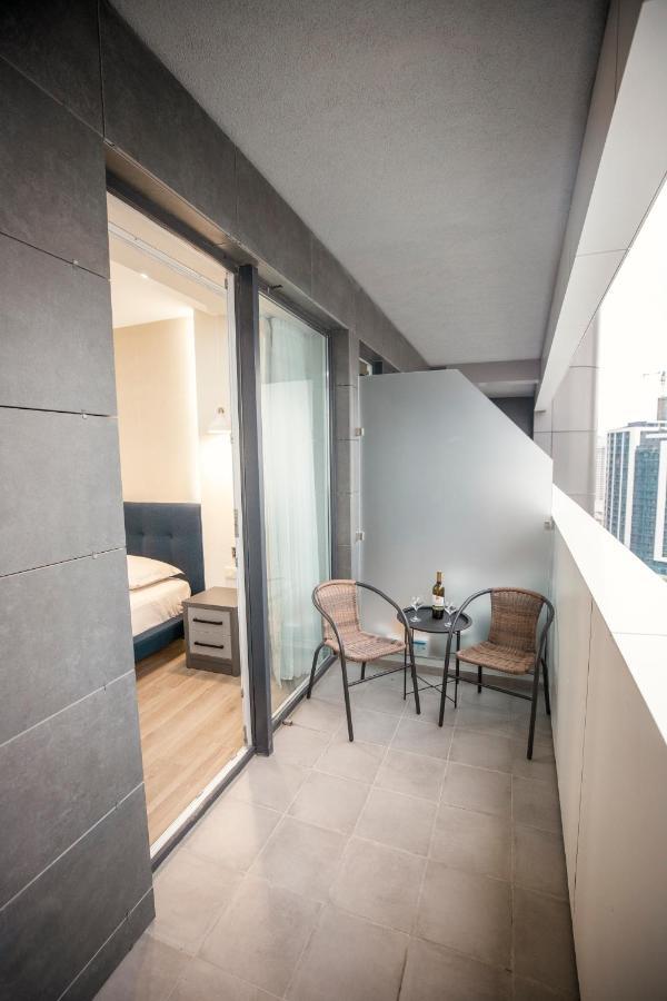 Gq Apartments On First Line Batoemi Buitenkant foto