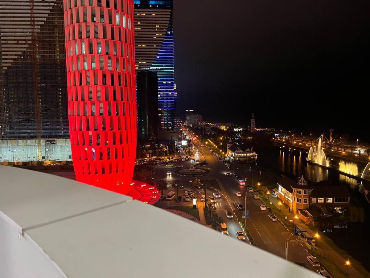 Gq Apartments On First Line Batoemi Buitenkant foto
